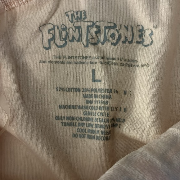 Cute top - Picture 3 of 4